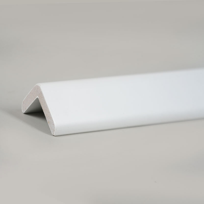 Massivt tre rett vinkel (90°) overgangslist (fyllgrunnet+ maling) - Hvit 1 1/9' x 1 1/9'