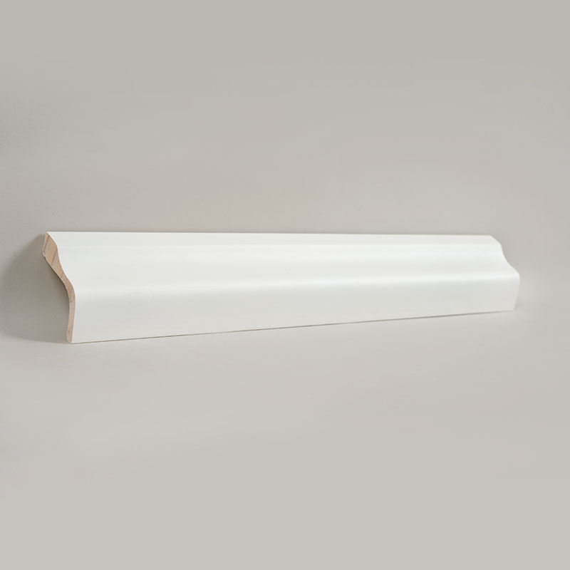 Fotlist i furu (fyllgrunnet + maling) - Hvit 1 1/2'x2 1/6'
