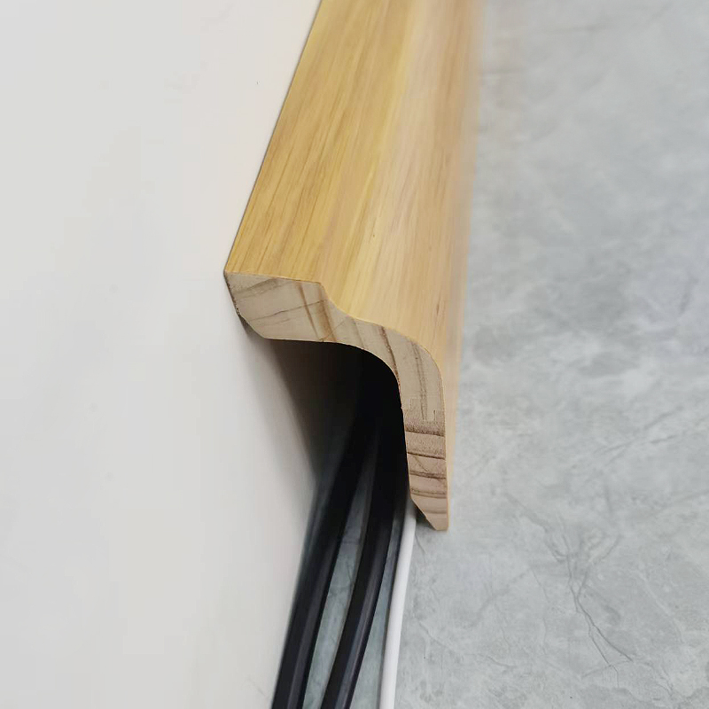 Furu gulvlister (omviklet med hvit eikefiner + maling) - Eik farge 1 1/2'x2 1/6'