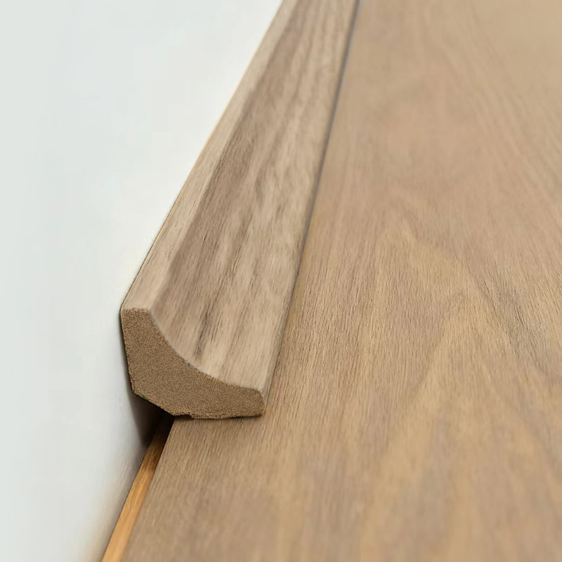 MDF innvendig hjørnelist/Scotia-list (omviklet med hvit eikfiner + maling) - Naturlig eikfarge 7/8' x 7/8'